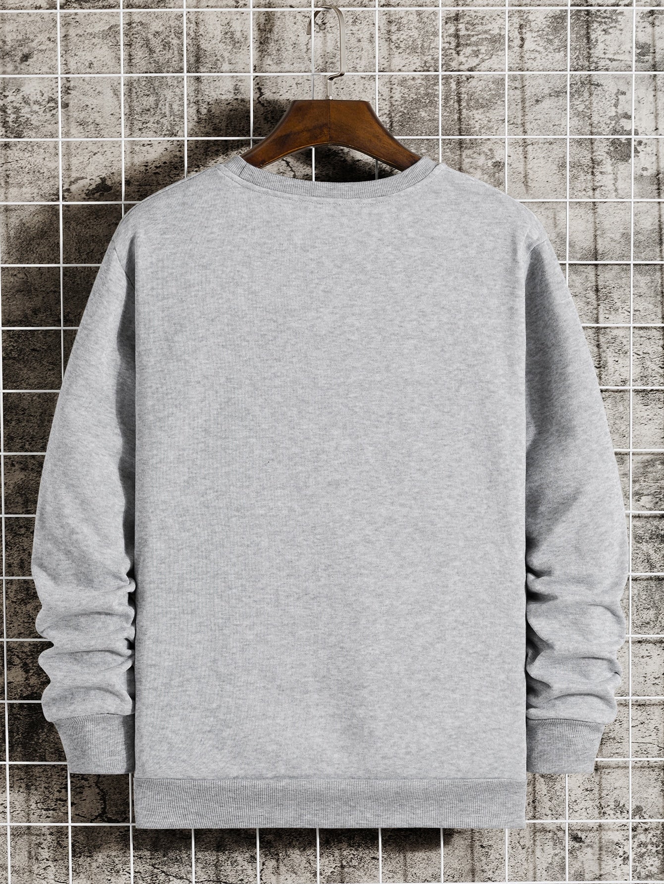 Men Round Neck Thermal Lined Sweatshirt