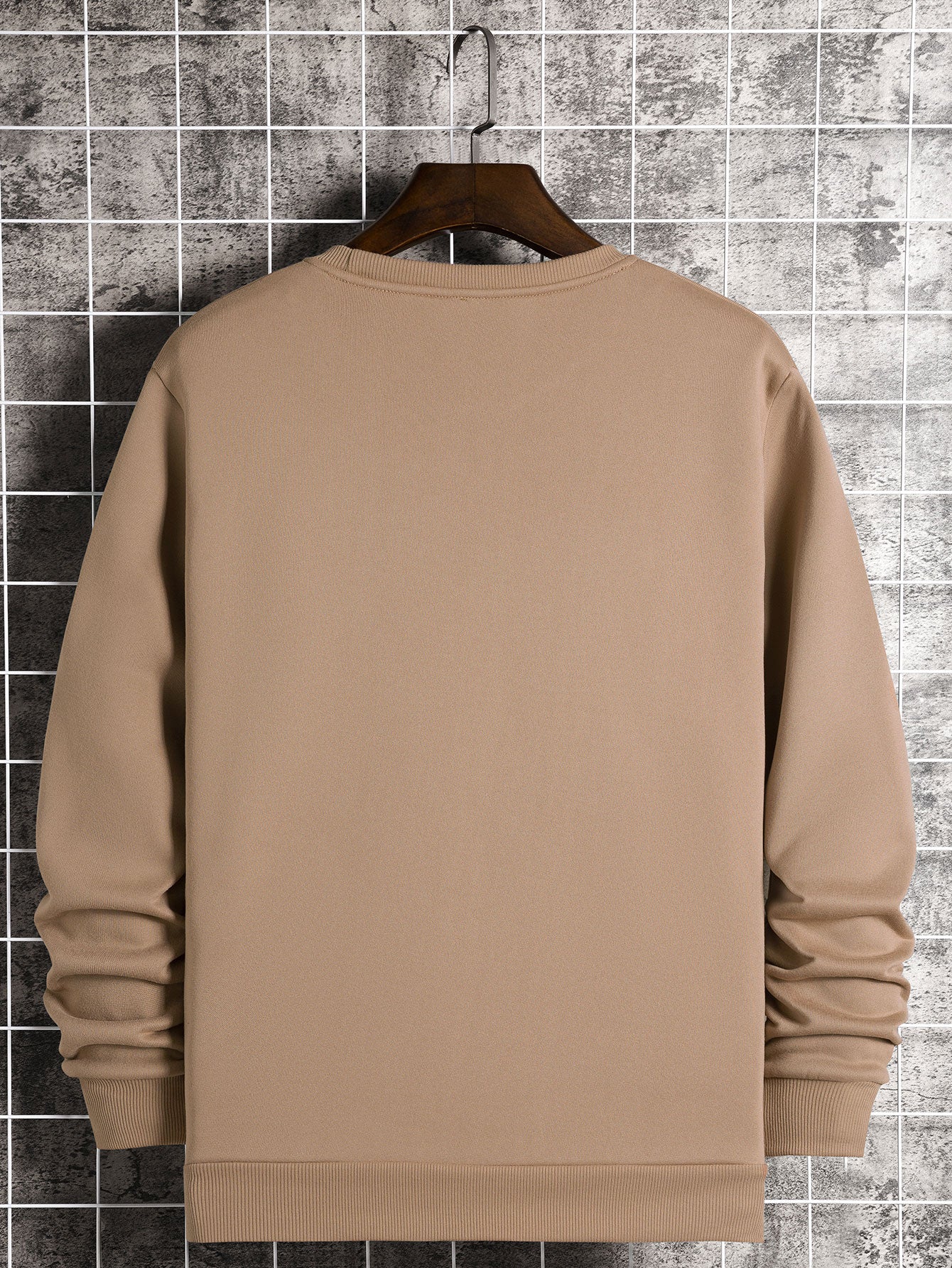 Men Round Neck Thermal Lined Sweatshirt